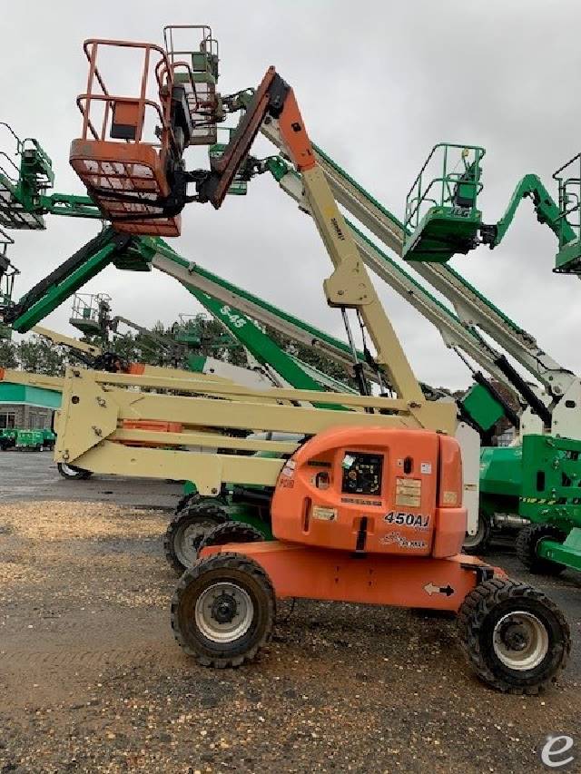 2013 JLG 450AJ