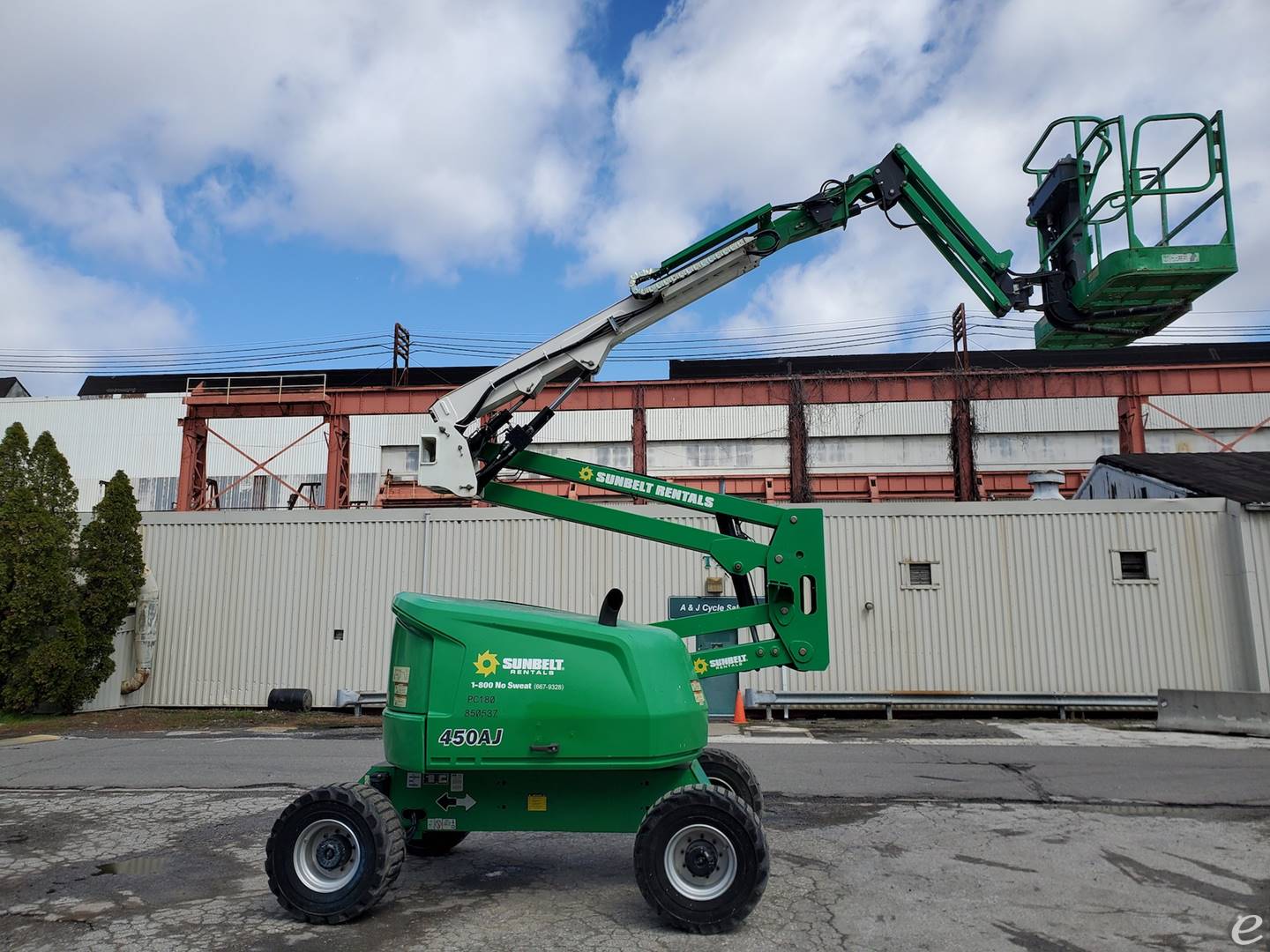 2016 JLG 450AJ