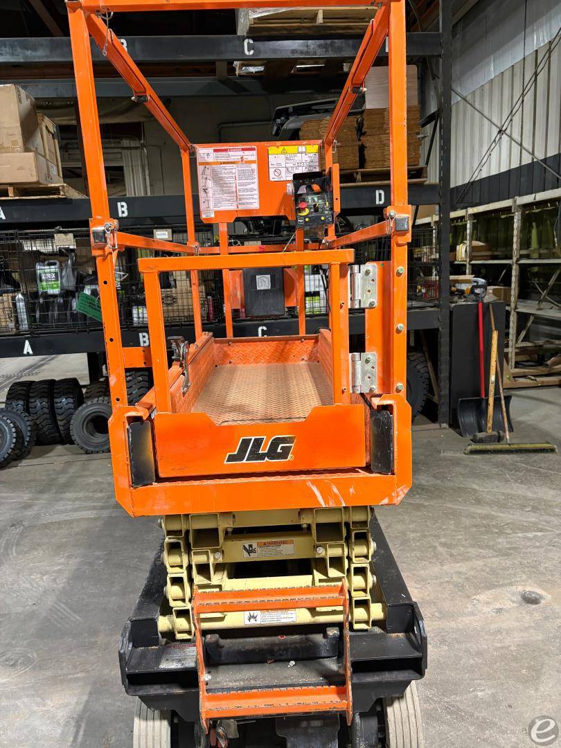2022 JLG R1932