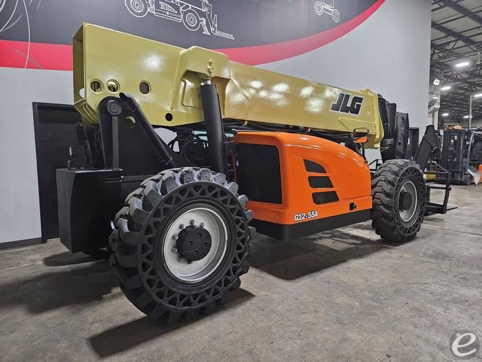 2015 JLG G12-55A