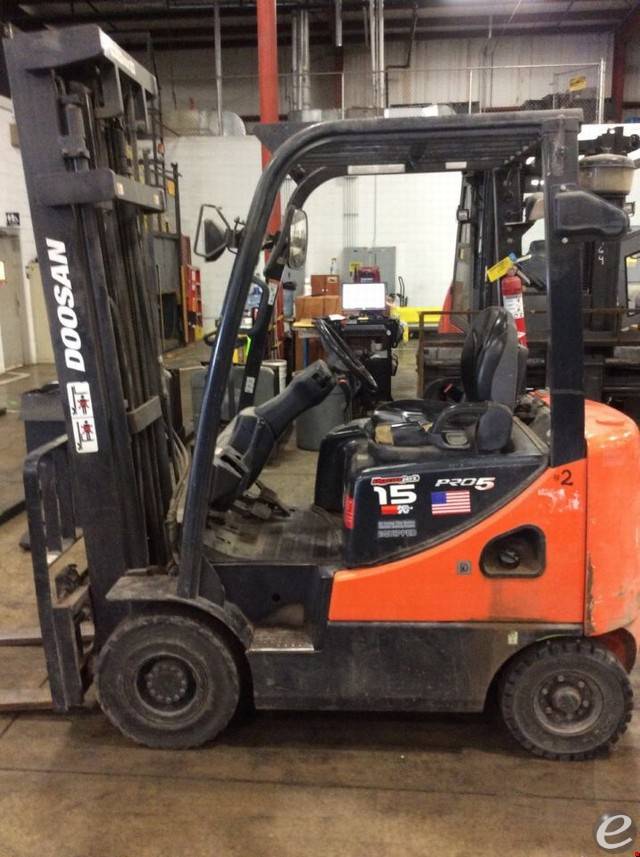 2009 Doosan D15S-5