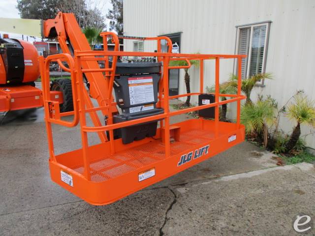 2012 JLG 600AJ