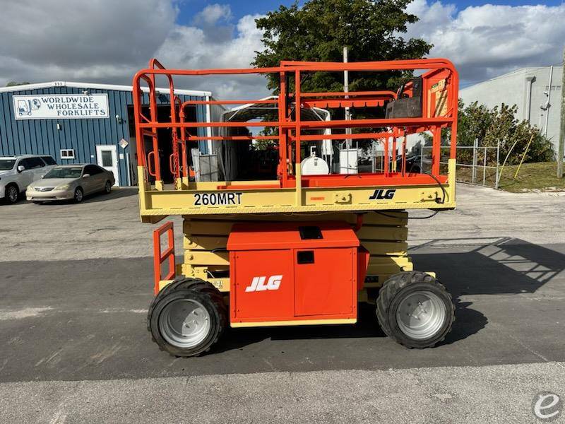 2015 JLG 260MRT