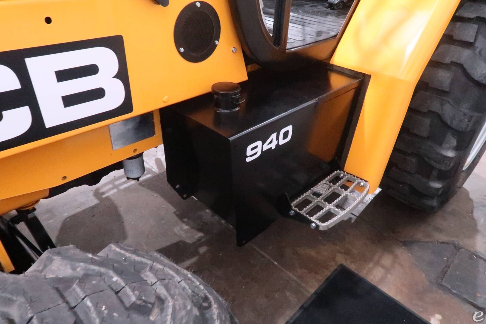 2015 JCB 940