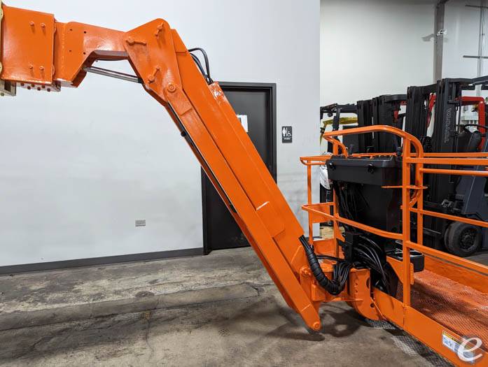 2004 JLG 860SJ