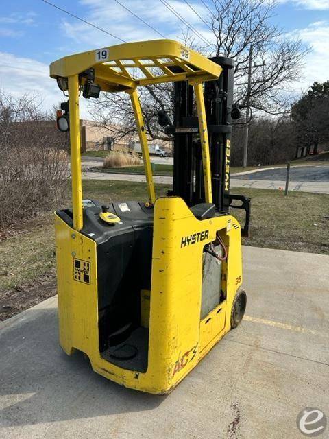 2016 Hyster E35HSD3