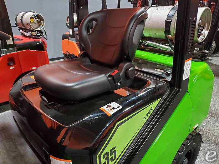 2024 Viper Lift Trucks FY35