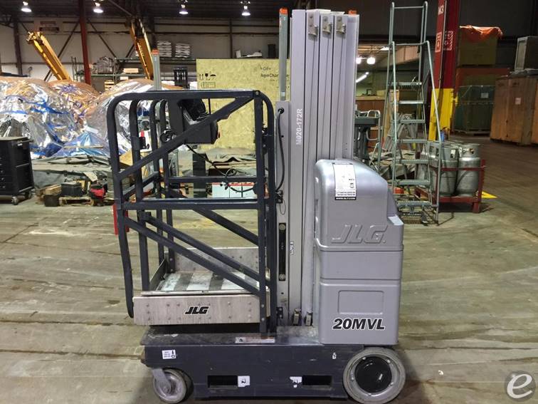 2013 JLG 20MVL