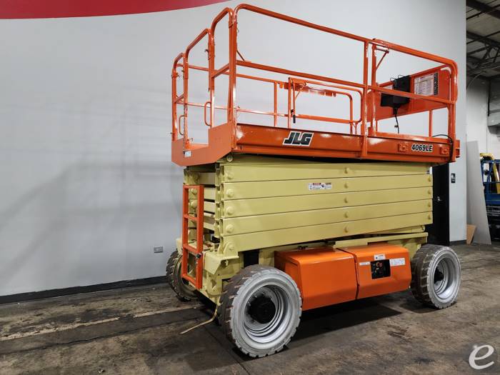 2016 JLG 4069LE