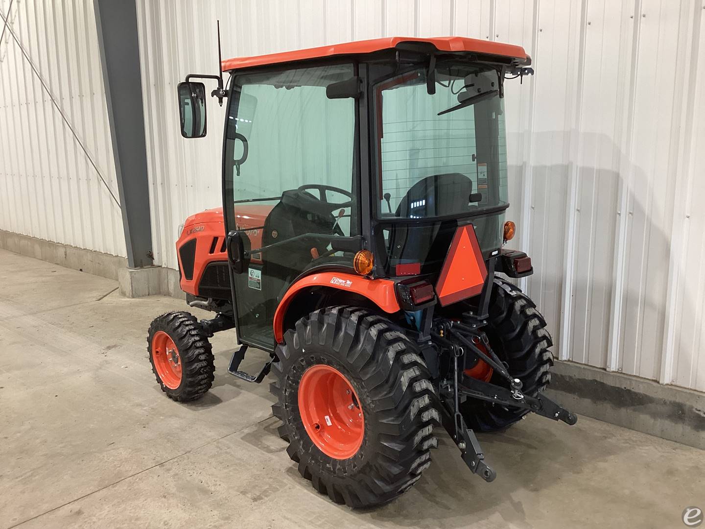 2023 Kubota LX2610HSDC