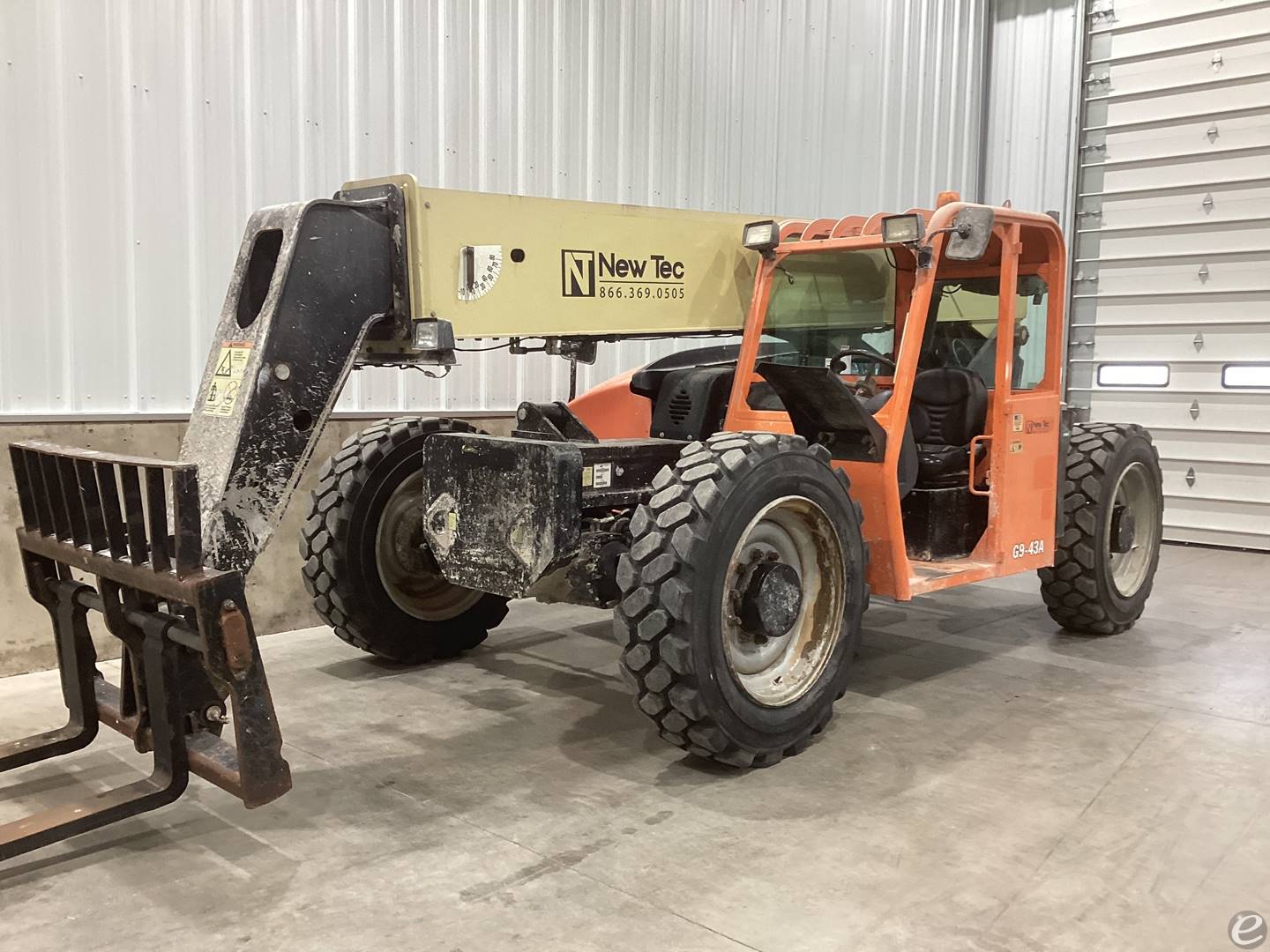 2016 JLG G9-43A