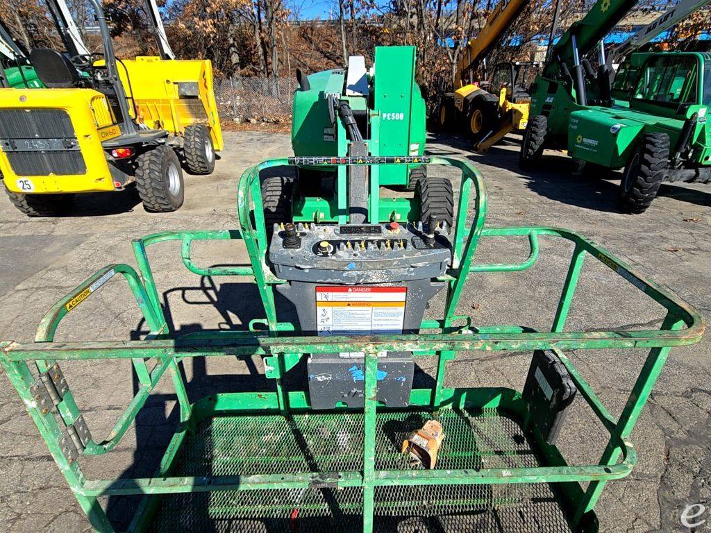 2015 JLG 450AJ