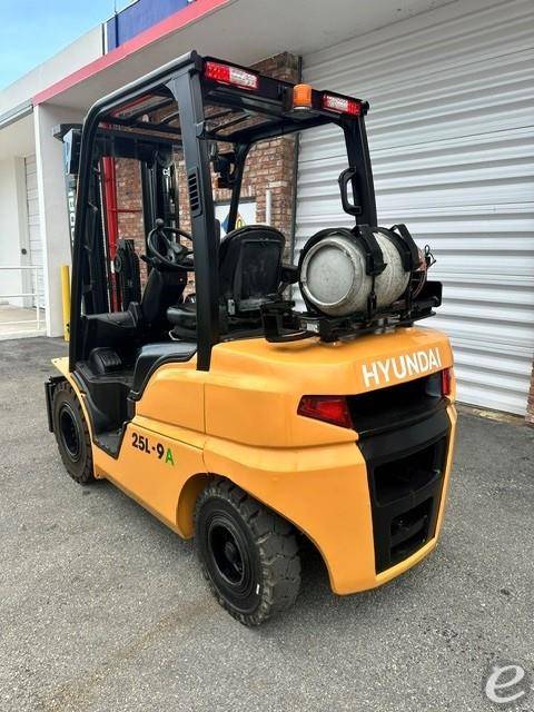 Hyundai 25L-9A