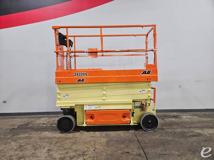 2016 JLG 2632ES