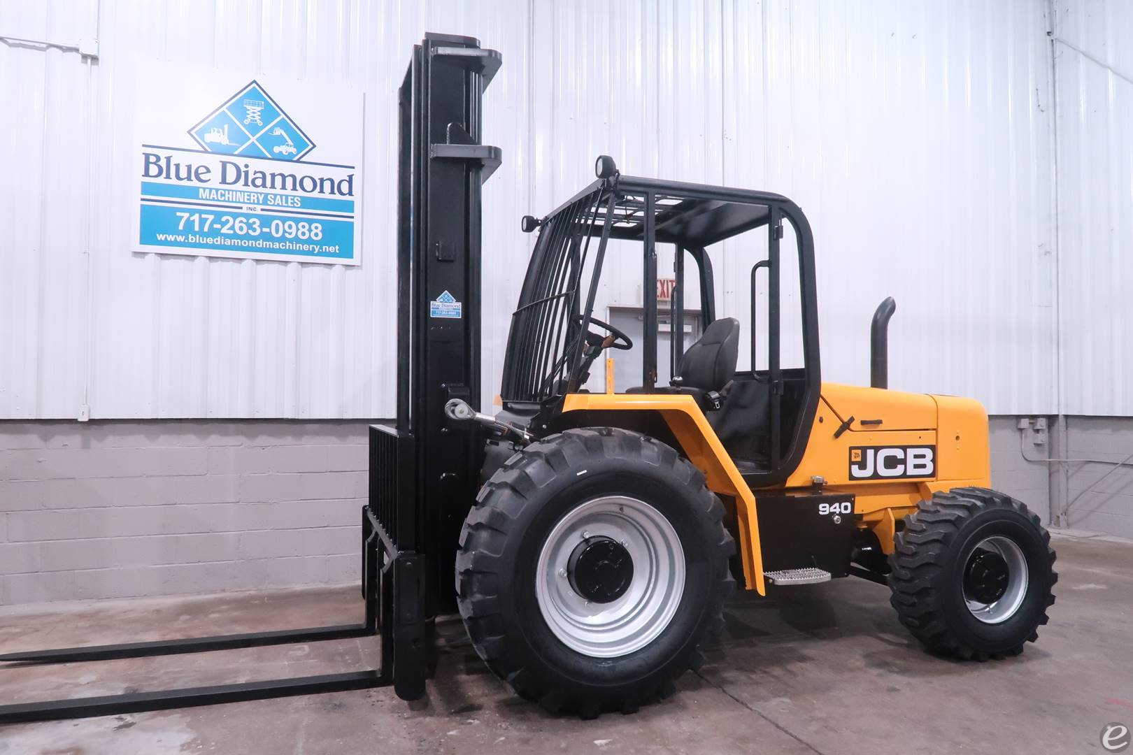 2015 JCB 940