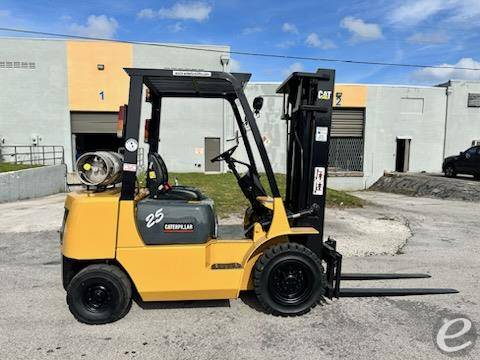 Cat FG25