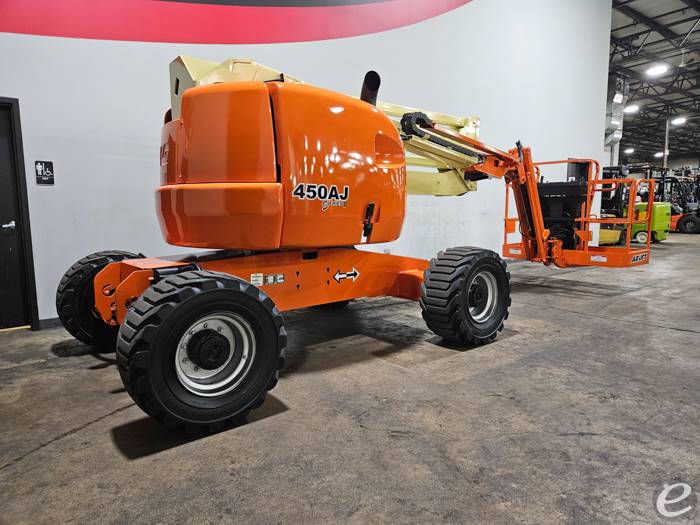 2015 JLG 450AJ