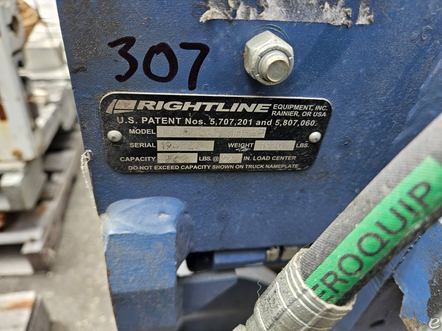 2019 Rightline LC35H-B7-3B-AP