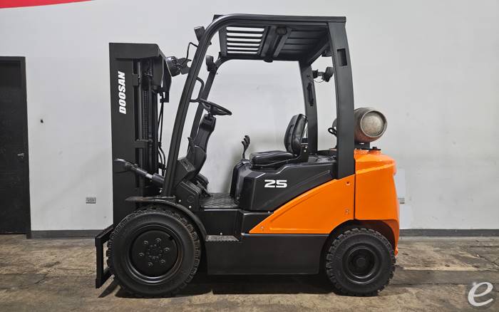 2017 Doosan G25N-7