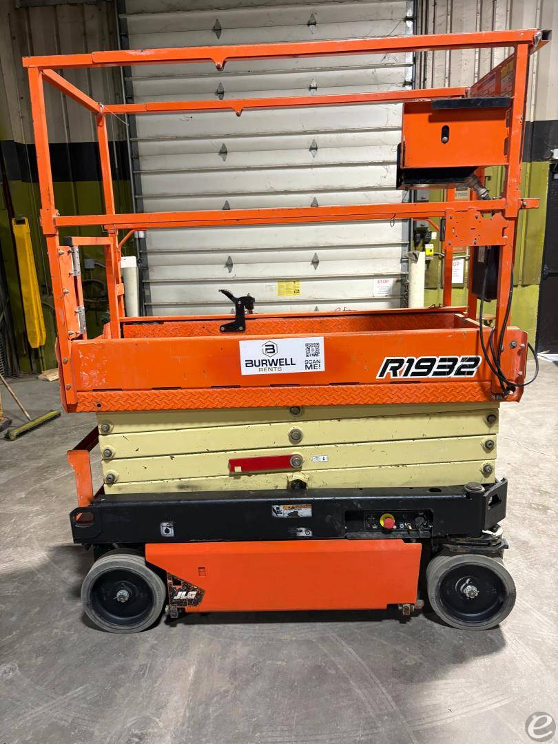 2022 JLG R1932