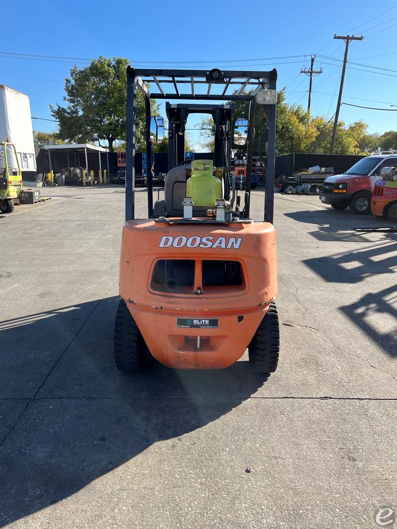 2016 Doosan G25E-5