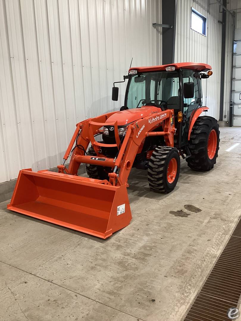 2023 Kubota MX5400DTC