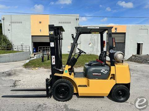 Cat FG25