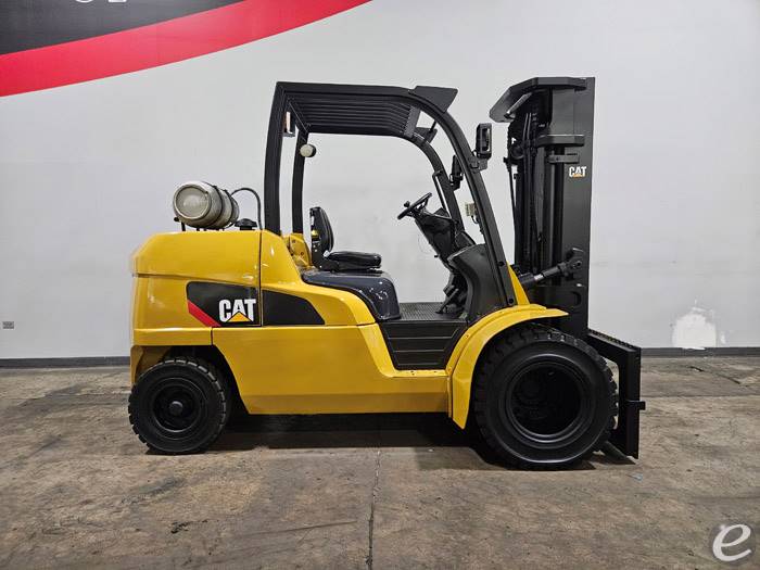 2011 Cat P11000