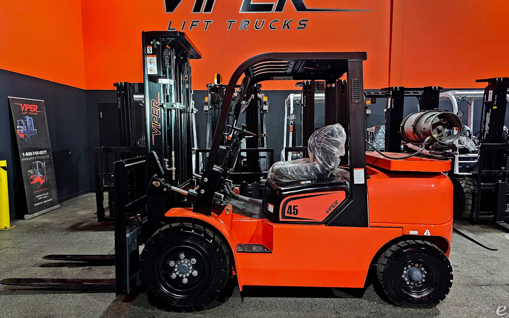 2024 Viper Lift Trucks FY45