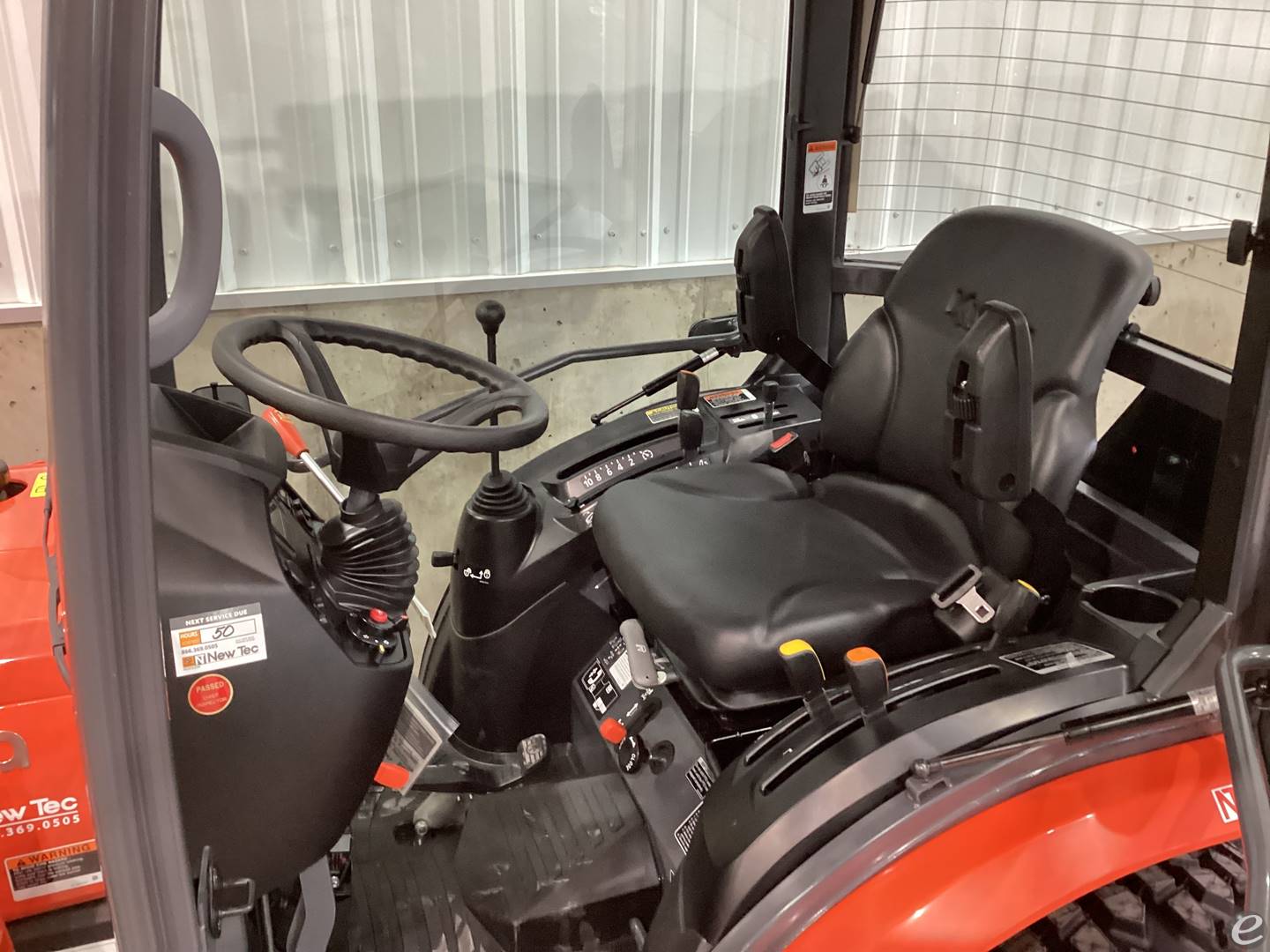 2024 Kubota LX2620HSDC