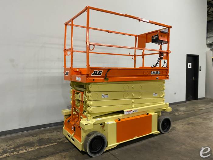 2015 JLG 3248RS