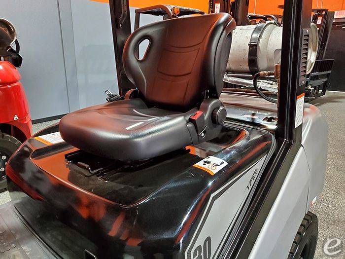 2024 Viper Lift Trucks FY30