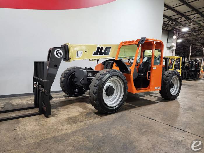 2013 JLG G6-42A