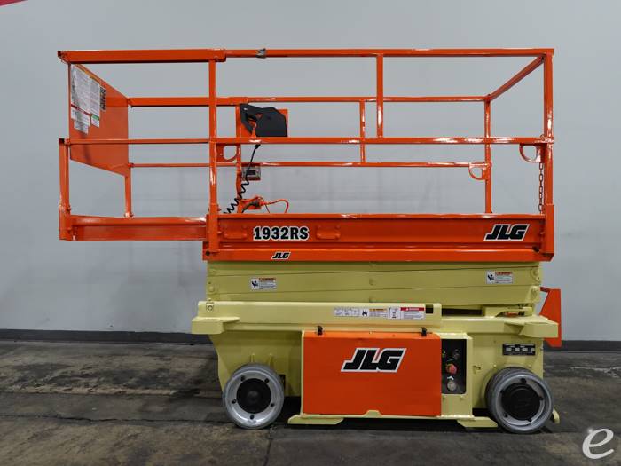 2014 JLG 1932RS