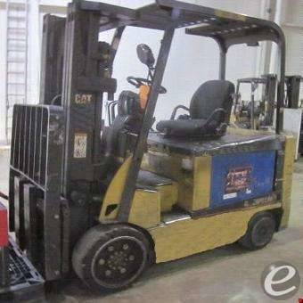 2006 Cat E6000