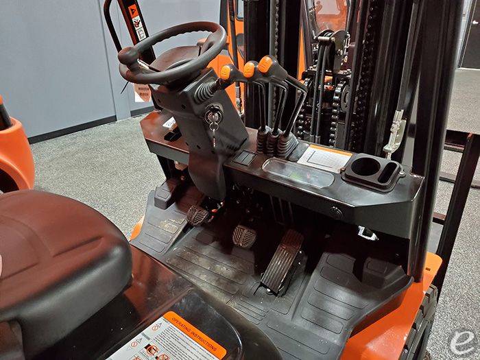 2024 Viper Lift Trucks FY25