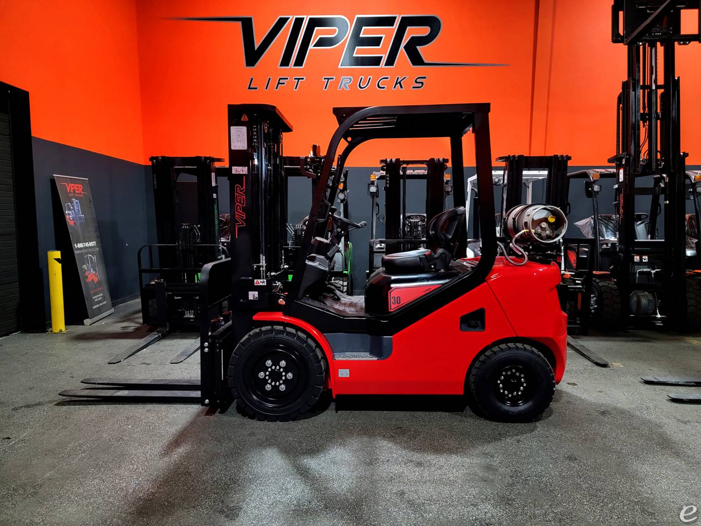 2024 Viper Lift Trucks FY30T