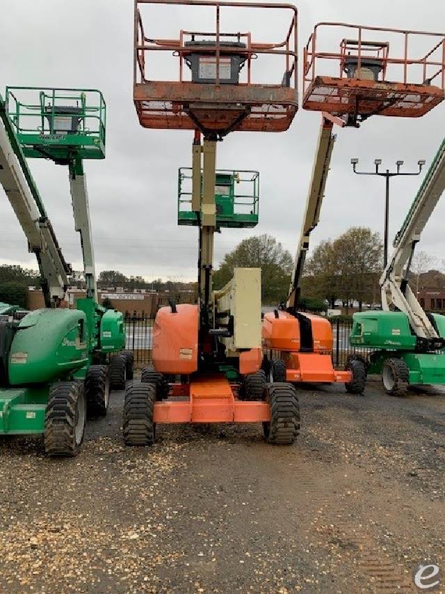 2013 JLG 450AJ