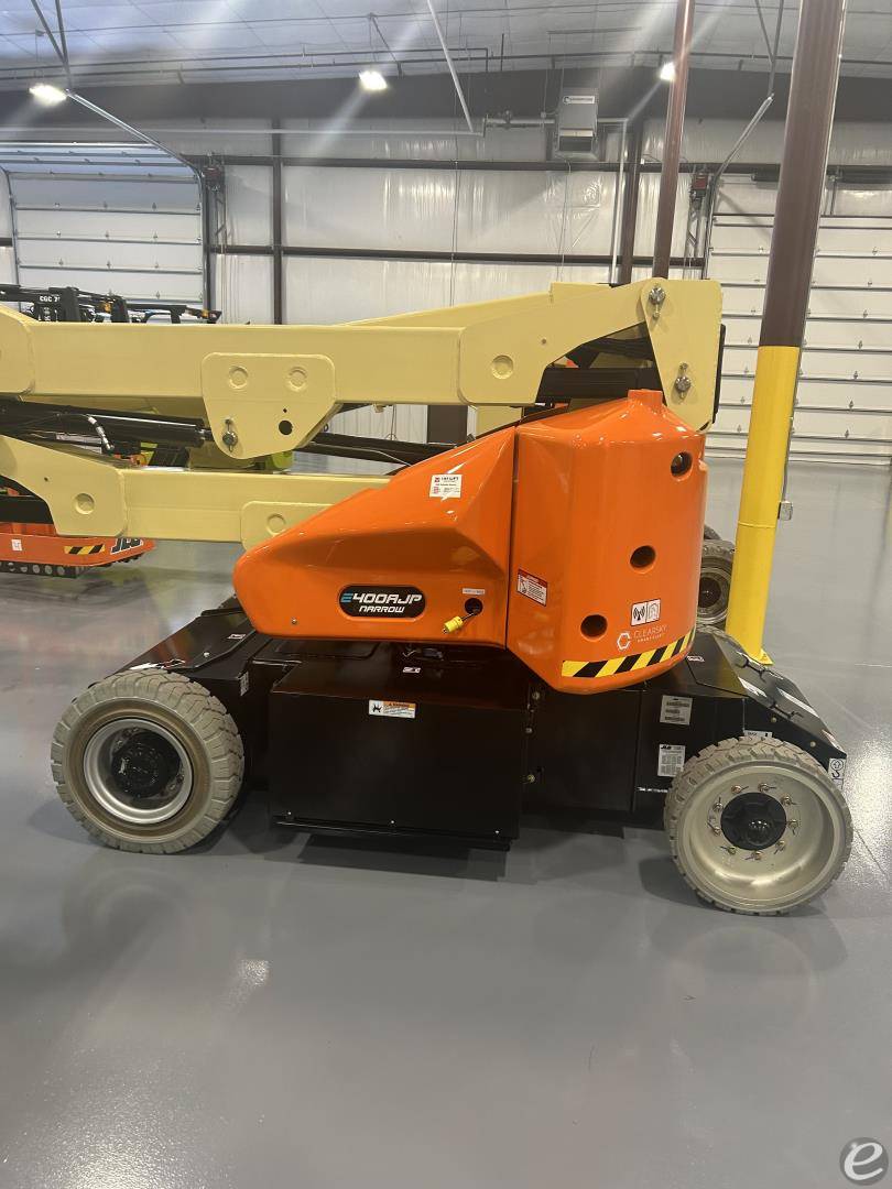 2025 JLG E400AJPN
