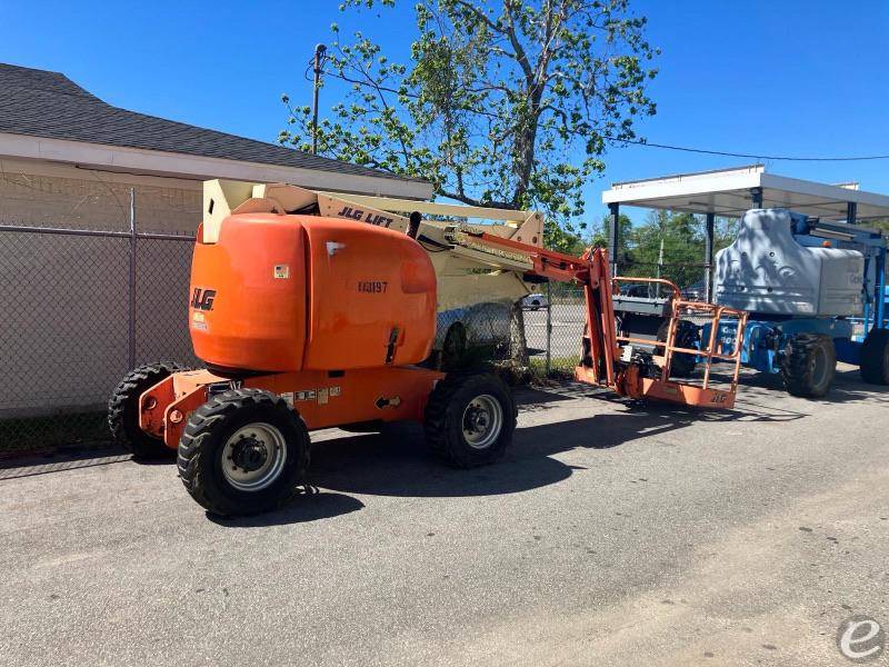 2010 JLG 450AJ