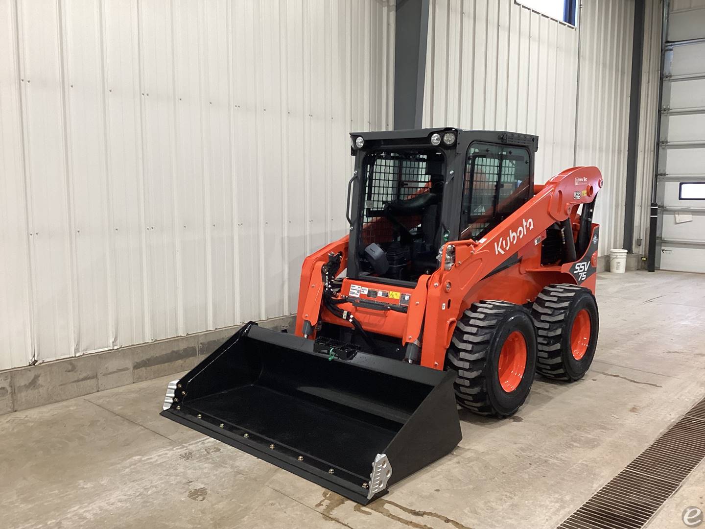 2024 Kubota SSV75PHFRC