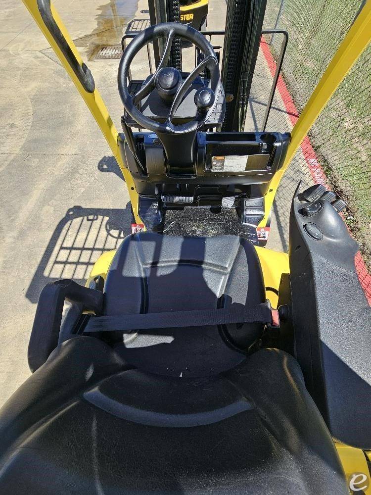 2017 Hyster H30FT