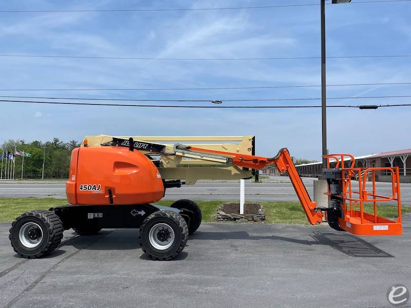 2013 JLG 450AJ