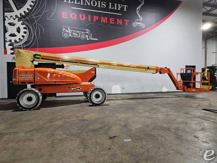 2015 JLG M600JP