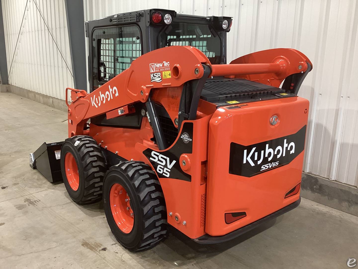 2023 Kubota SSV65HFRC