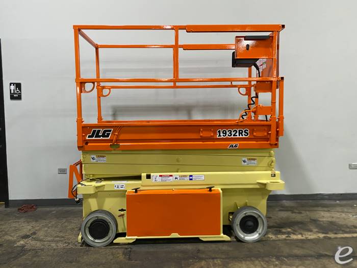 2013 JLG 1932RS