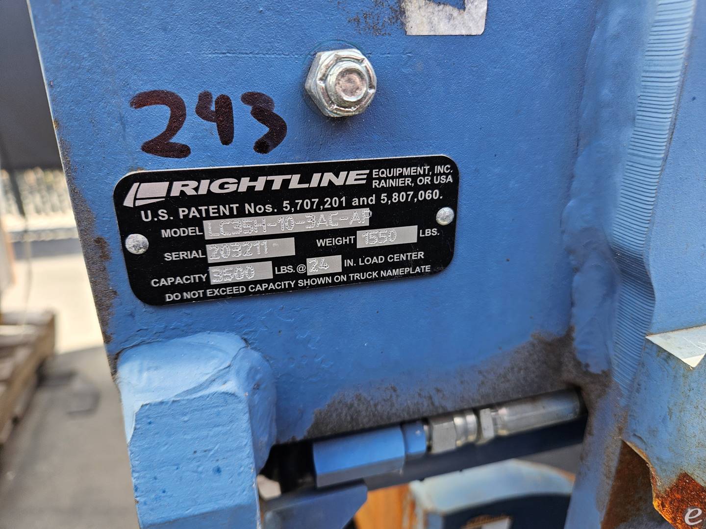 2020 Rightline LC35H-10-3AC-AP