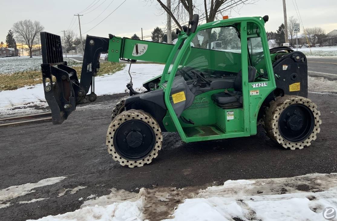 2015 JLG G5-18A